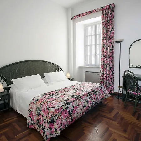 331 - Lord Nelson Fronte E Vista Mare 4 קיאברי