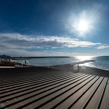 331 - Lord Nelson Fronte E Vista Mare 4