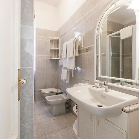 Gæstehus 331 - Lord Nelson Fronte E Vista Mare 4 Chiavari