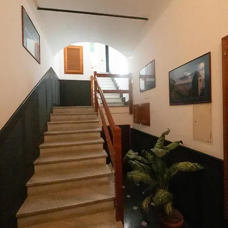 331 - Lord Nelson Fronte E Vista Mare 4