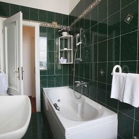 Maison d'hôtes 331 - Lord Nelson Fronte E Vista Mare 4 Chiavari