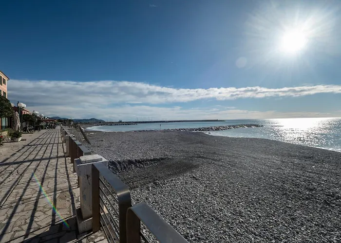 Gæstehus 331 - Lord Nelson Fronte E Vista Mare 4 Chiavari